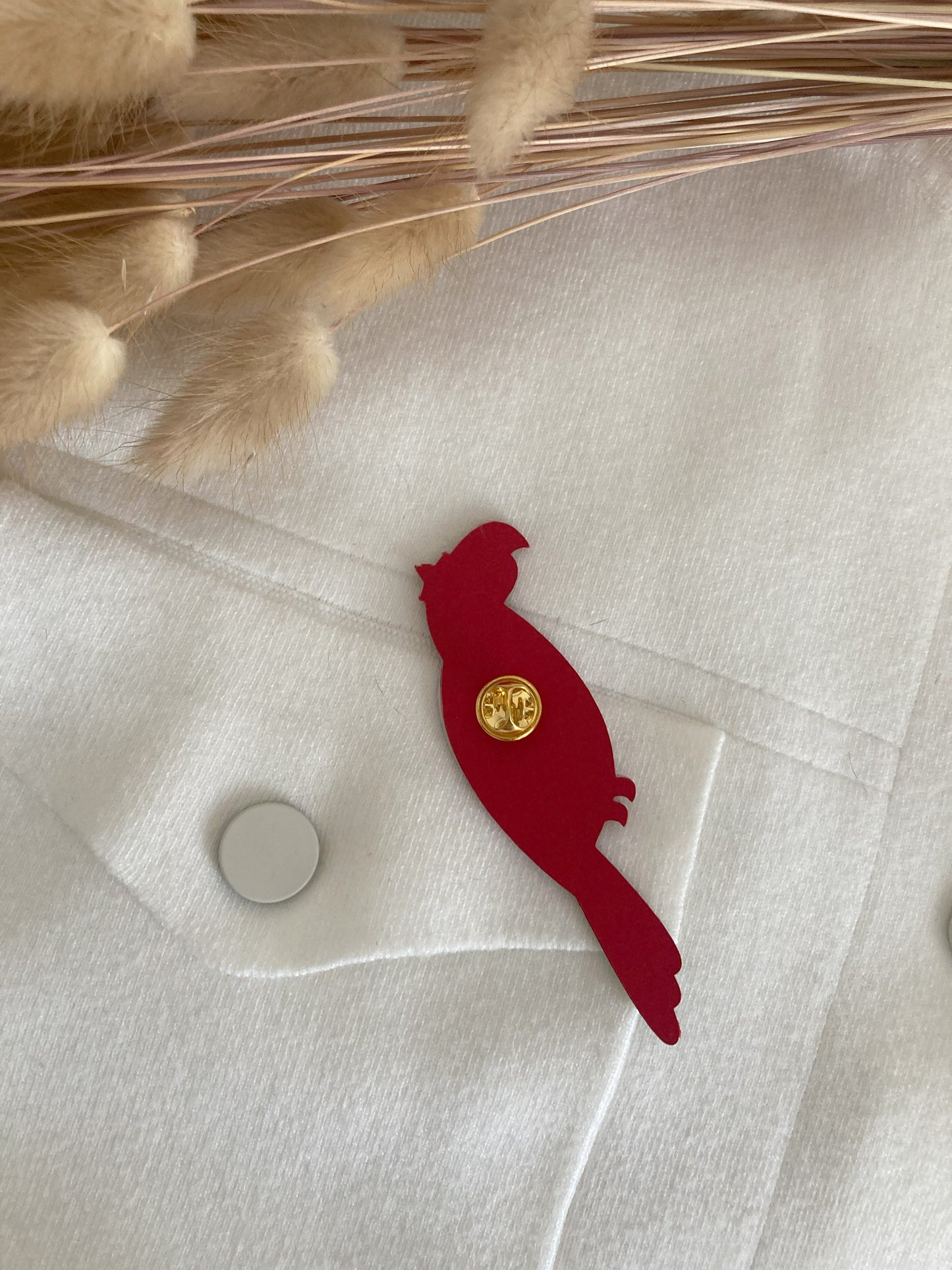 Broche Perroquet Personnalisée – Bijou Coloré