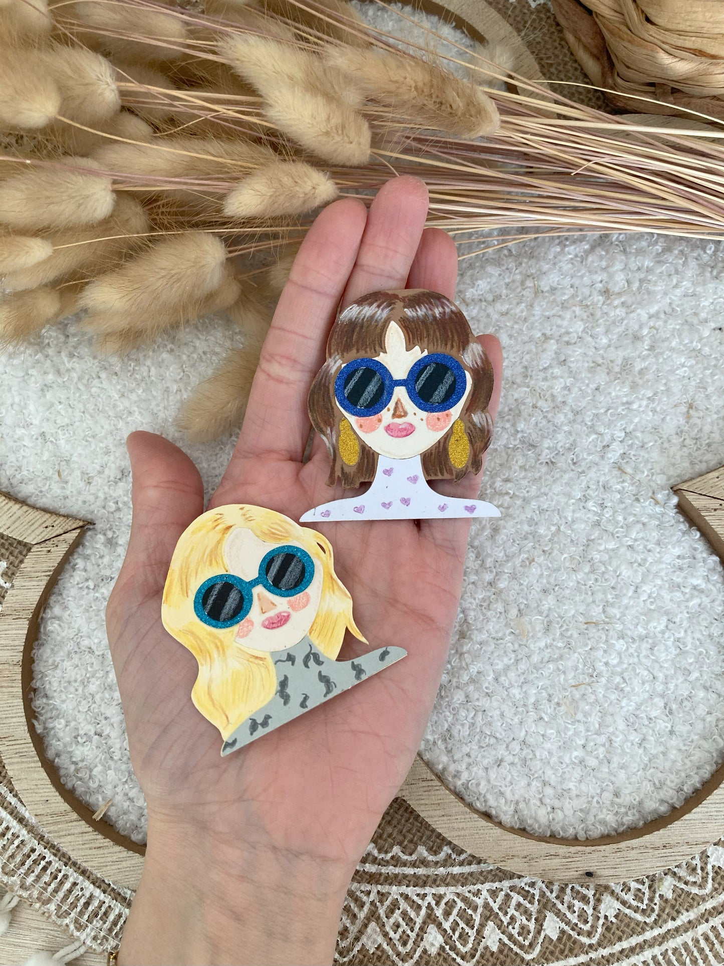 Broche personnalisée Femme d’après photo – Fait main